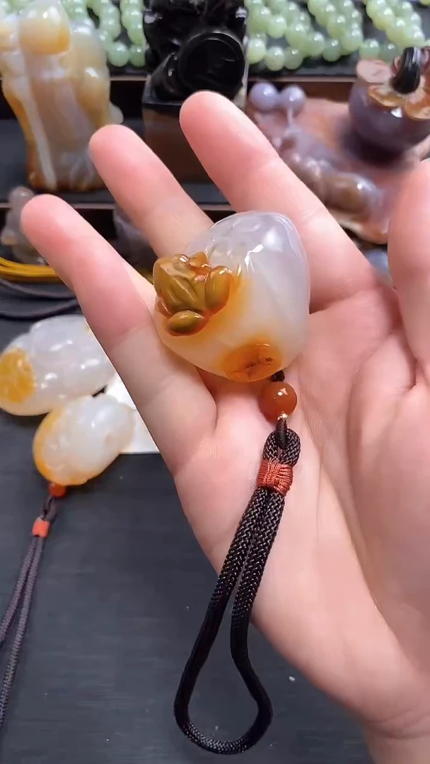 【闪购商品】玛瑙/玉髓莲蓬未镶嵌手把件