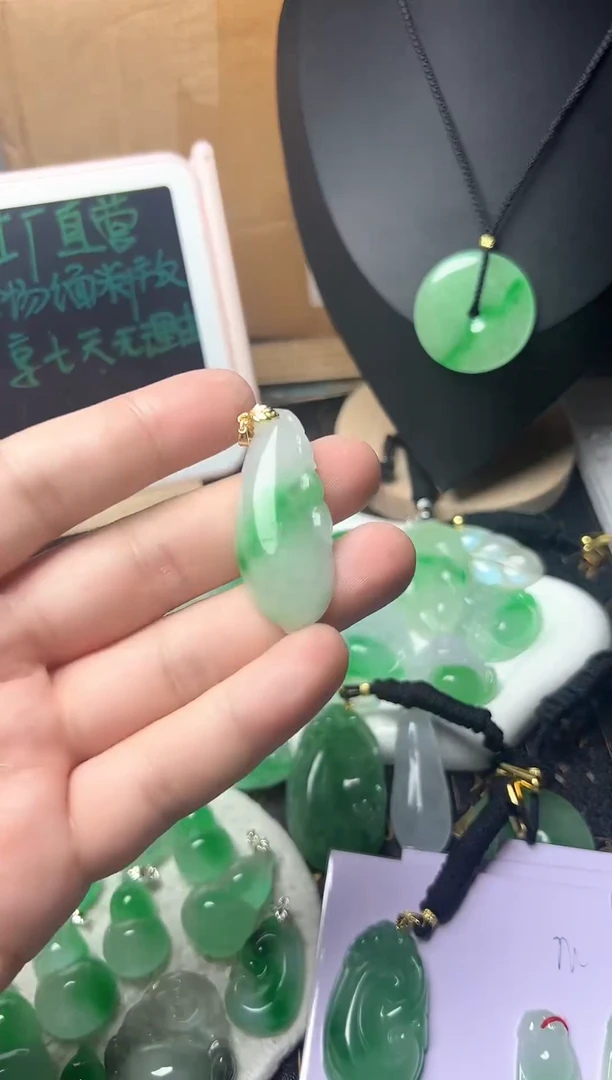 颈饰未镶嵌翡翠所见即所得，一图一物