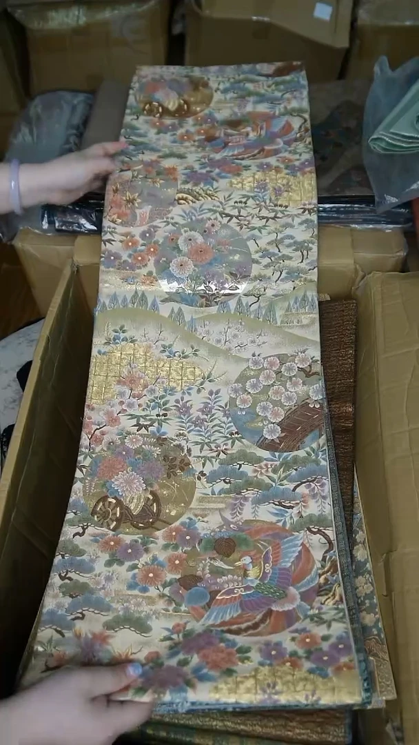 织绣7细密织凤凰花卉图