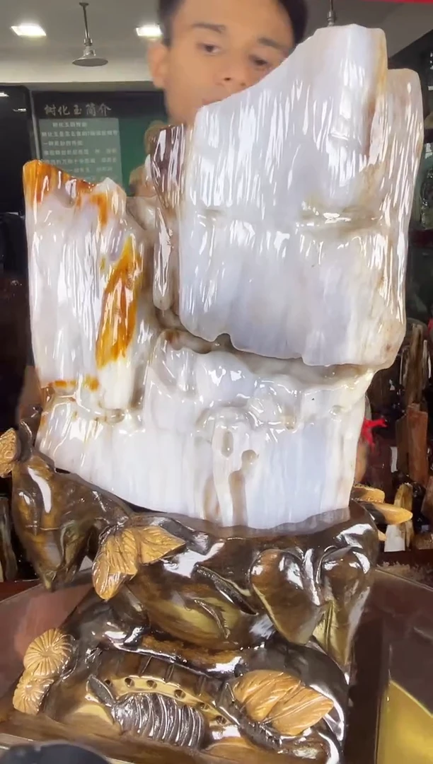 缅甸天然树化玉摆件