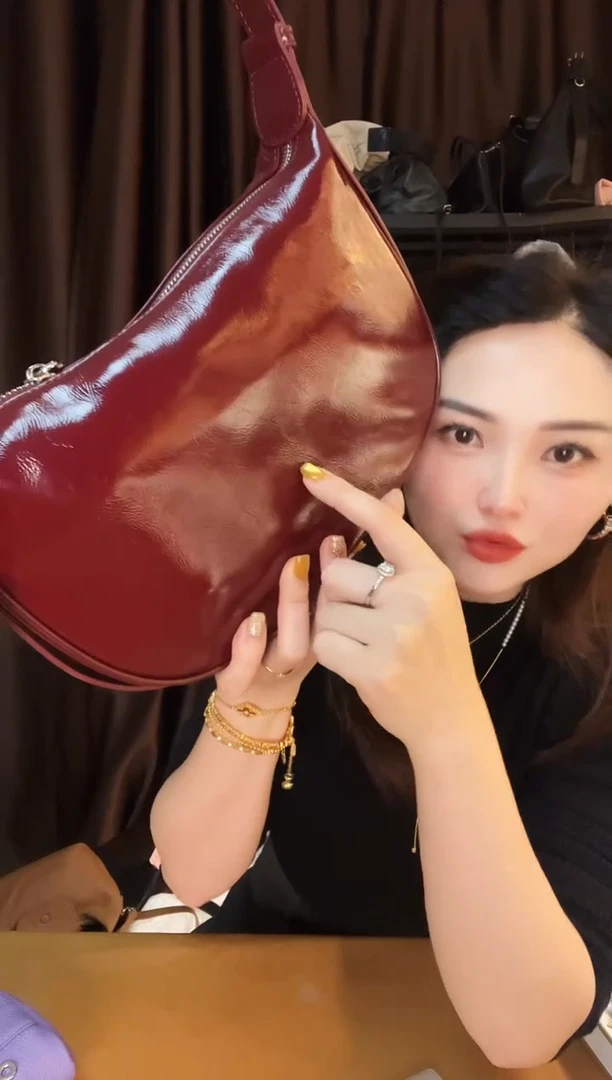 牛皮（革）高端订制时尚百搭女士手提斜跨包