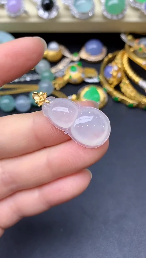 颈饰18K金镶嵌翡翠54-雪姐翡翠天天见