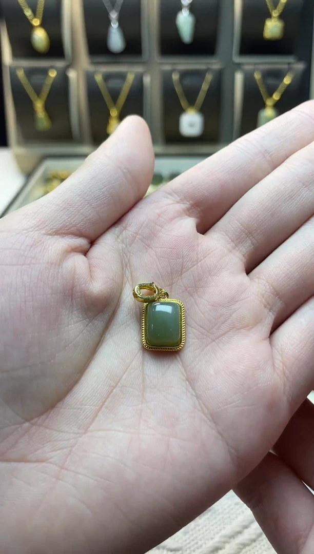 吊坠(不含链)银S925镶嵌和田玉吊坠(不含链) 银S925镶嵌 和田玉