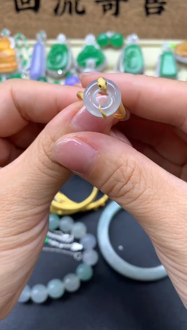 【闪购商品】翡翠戒指18K金镶嵌338-中国好珍宝