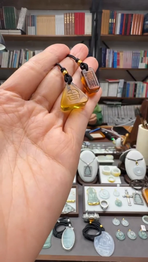 琥珀颈饰未镶嵌手机挂4-9