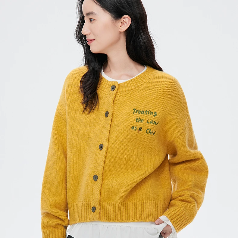 【新】飞鸟和新酒灰色长袖针织衫秋宽松休闲绣花毛衣开衫FD55034032