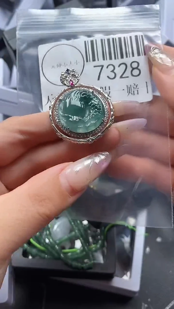吊坠(不含链)未镶嵌翡翠7328