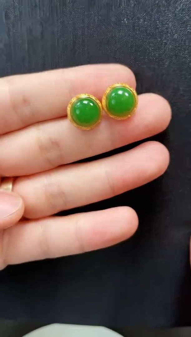 和田玉银S925镶嵌耳钉多样性发一