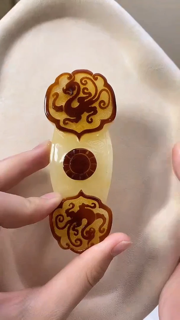 琥珀颈饰未镶嵌吊坠