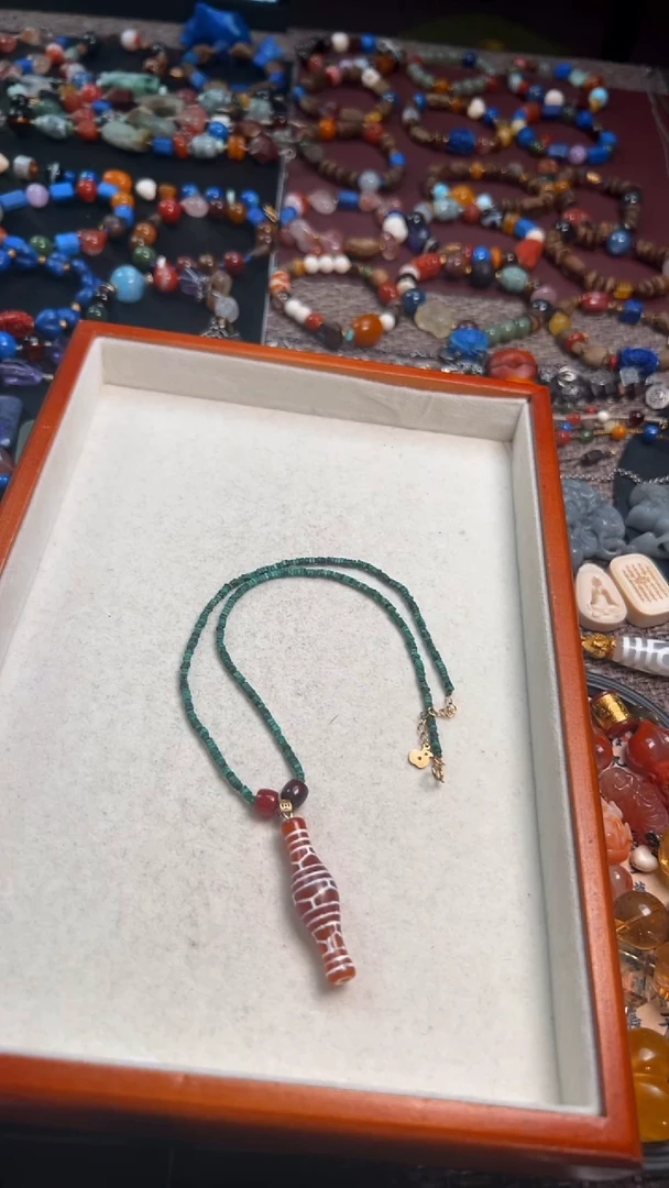 银S925镶嵌孔雀石吊坠(赠链)孔雀石吊坠