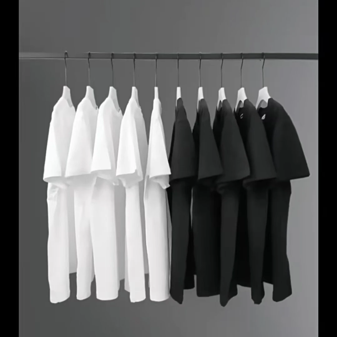 时尚轻奢男女同款短袖