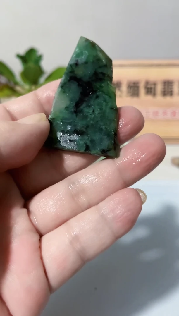 未镶嵌裸石翡翠A51