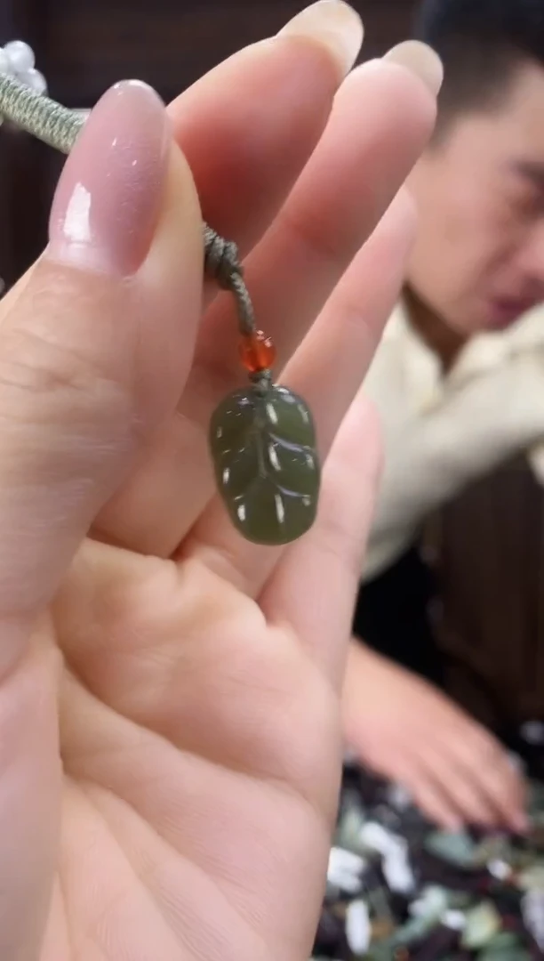 【闪购商品】和田玉颈饰未镶嵌多样性发货，拍一发一