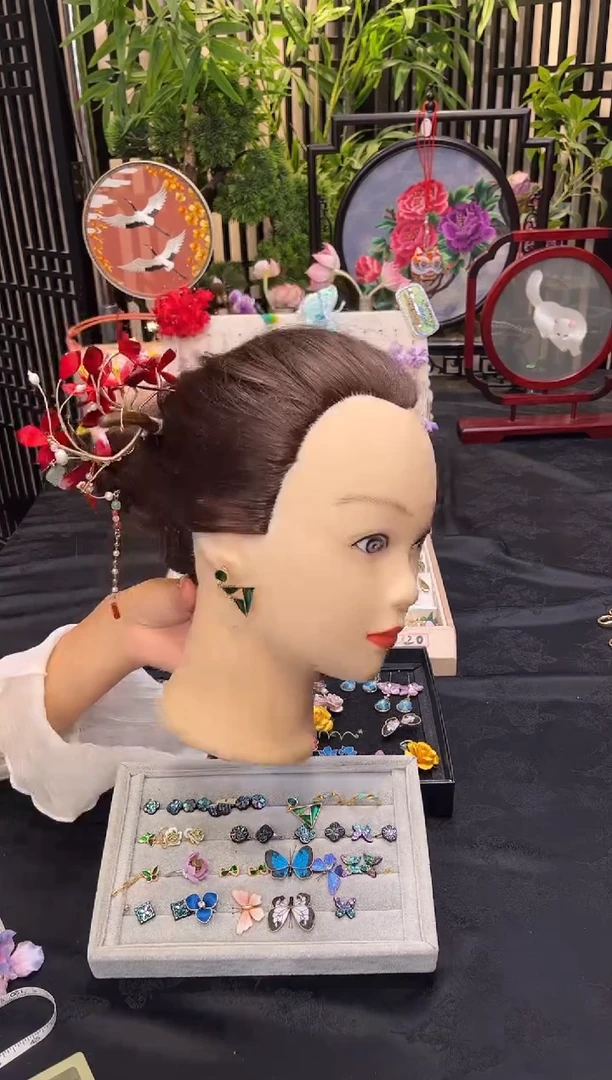 织绣D***a非遗手工苏绣饰品