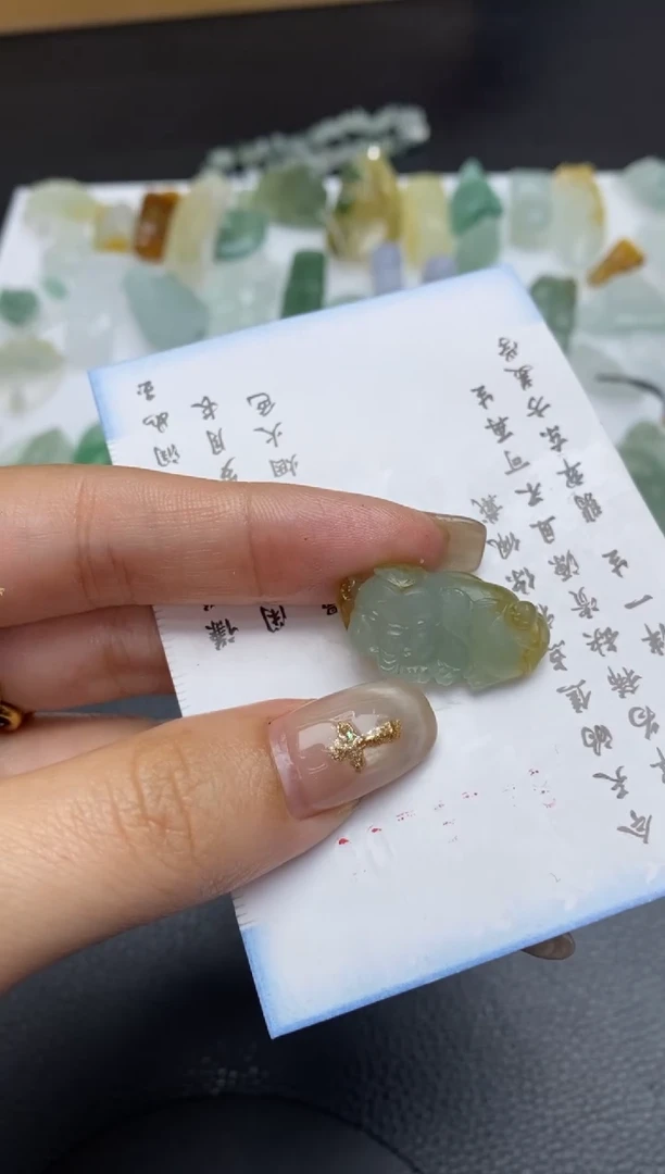 未镶嵌定制翡翠翡翠毛货~