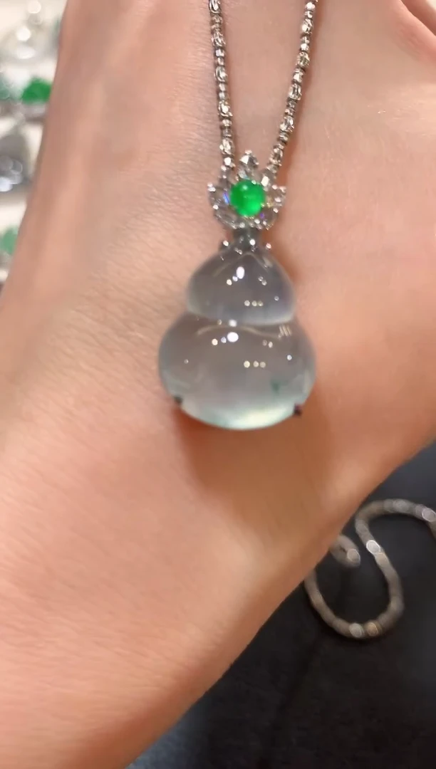 吊坠(不含链)18K金镶嵌翡翠z136