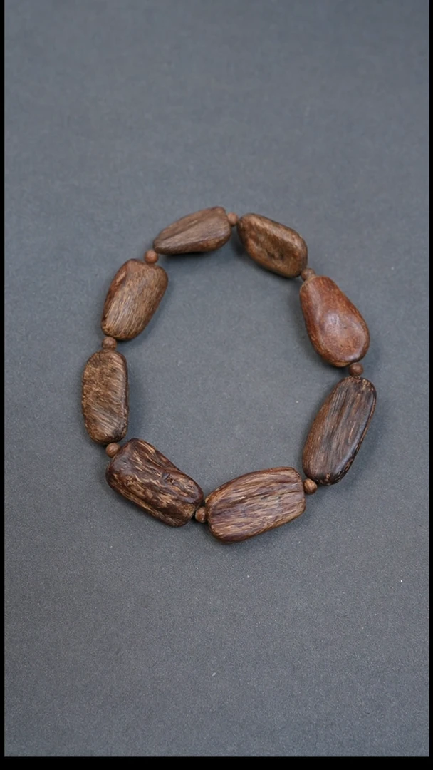 沉香手串马尼涝沉水随行12.13g