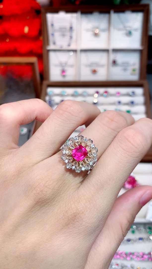 戒指彩色蓝宝石18K金镶嵌2.05ct/天然宝石/七天无理由