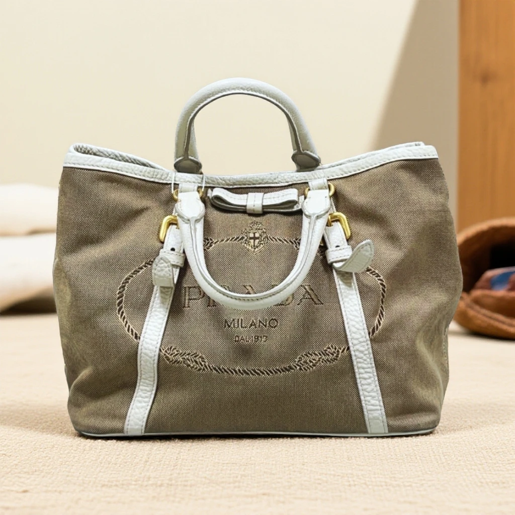 95新 Prada/普拉达  卡其色帆布拼皮手提包  1838 7514