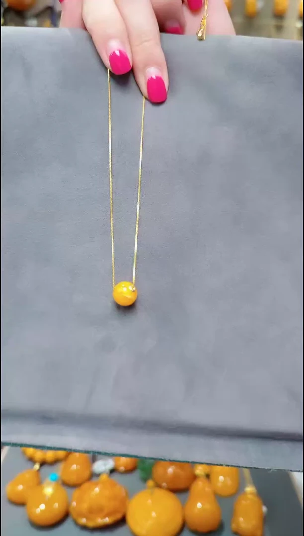 18K金镶嵌吊坠(赠链)蜜蜡﹣B140蜜蜡吊坠