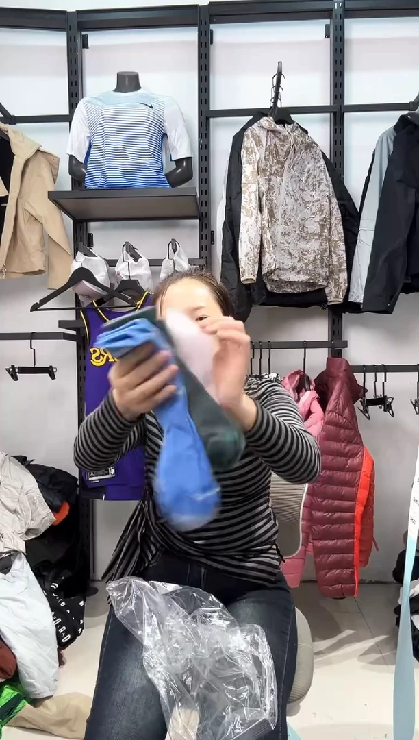 2602  编码  瑕疵直播间过款为准 尺码