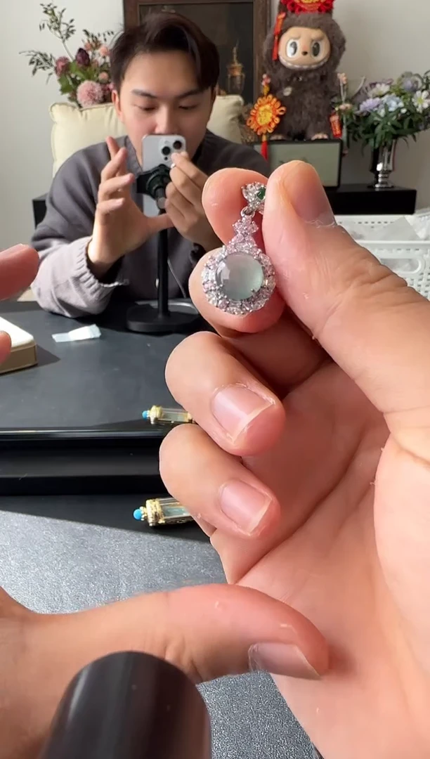 【闪购商品】翡翠吊坠(不含链)银S925镶嵌银镶