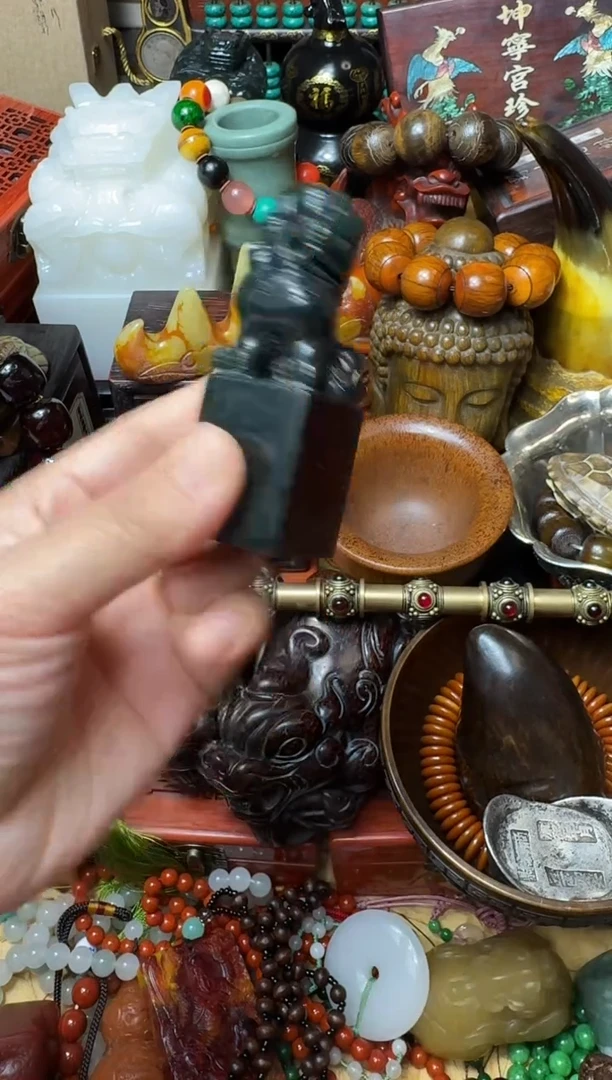 未镶嵌和田玉摆件主播推荐：一物一拍，讲解为准！