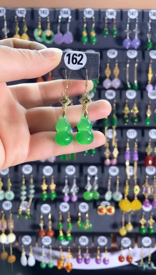 【闪购商品】翡翠耳饰银S925镶嵌162....