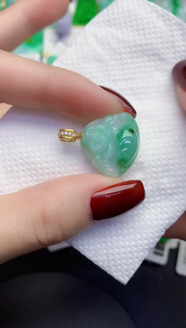 颈饰未镶嵌翡翠缅甸天然翡翠A货