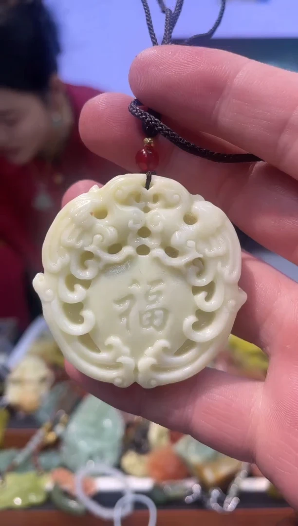 【闪购商品】岫玉吊坠未镶嵌·多样性发货*拍一发一