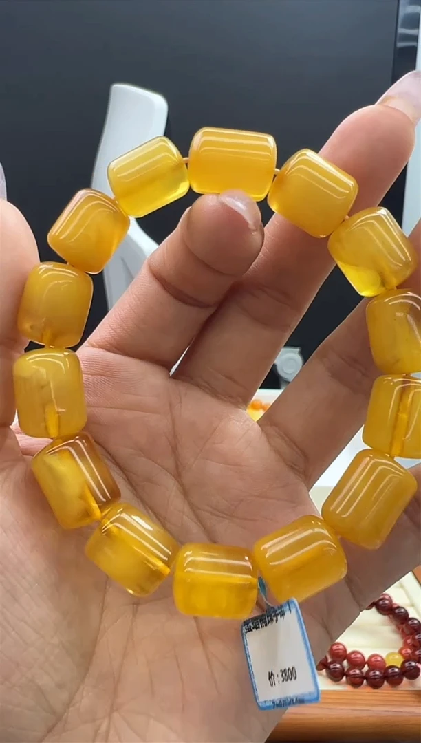 【闪购商品】琥珀手链未镶嵌98秒拍号