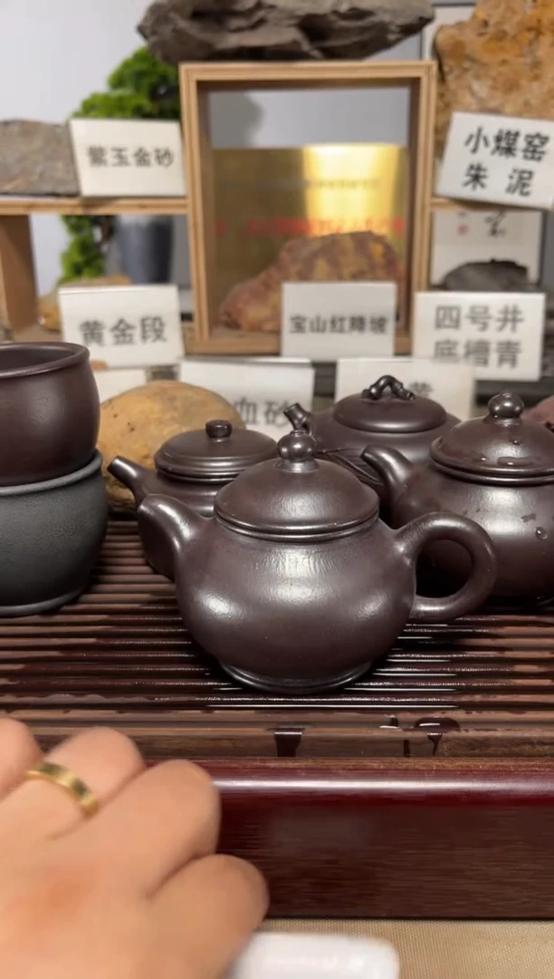 茶壶紫砂微瑕石红潘壶