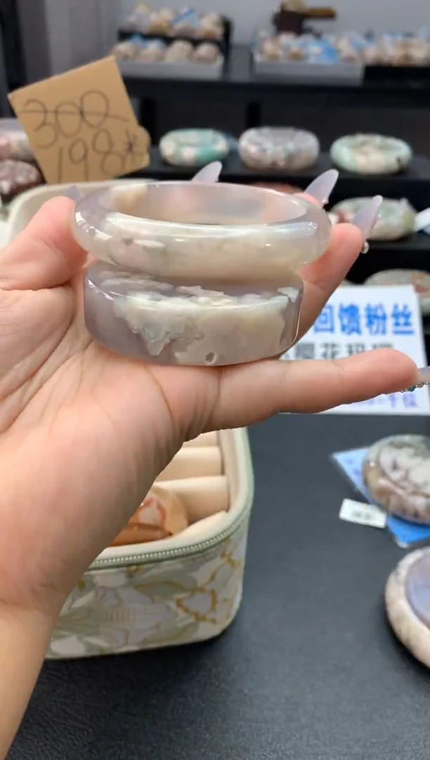 未镶嵌手镯石英质玉（59-60圈口）赠送镯心