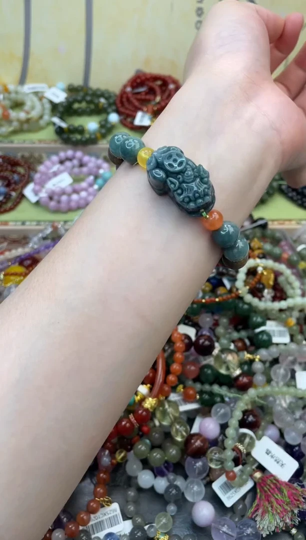 未镶嵌翡翠手饰464