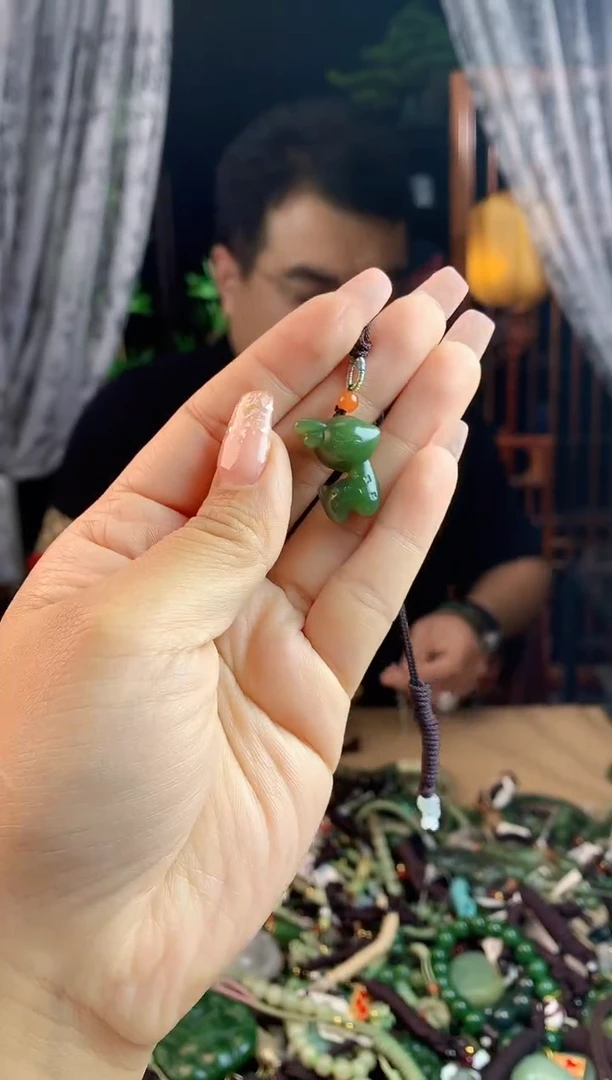 【闪购商品】和田玉挂件未镶嵌多样性发货拍一发一