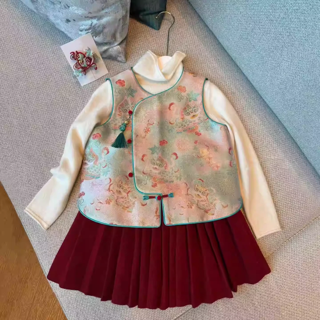 女童汉服马甲新中式女宝宝国风醒狮提花夹棉圆领唐装新年礼服