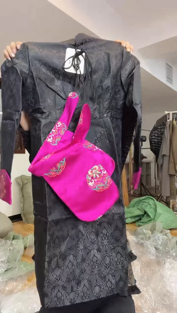 连衣裙       XL码      115-125斤