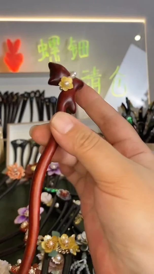 非金属木质爱****纸15  猫美丽发簪