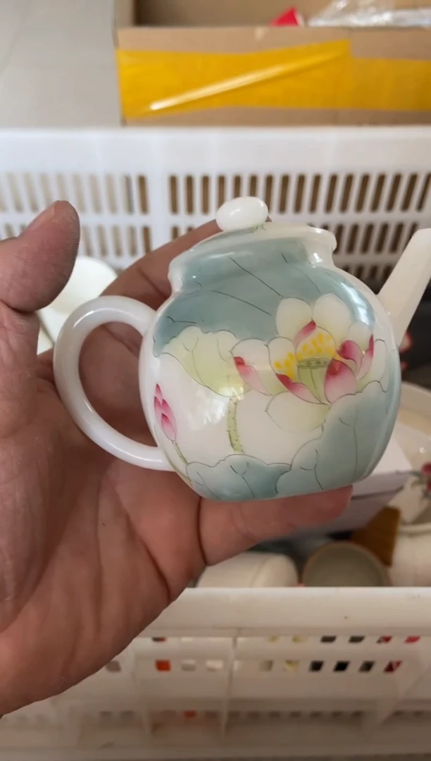 杯无运费险有瑕疵的摄影的产品有使用过的痕迹有点脏介意勿拍