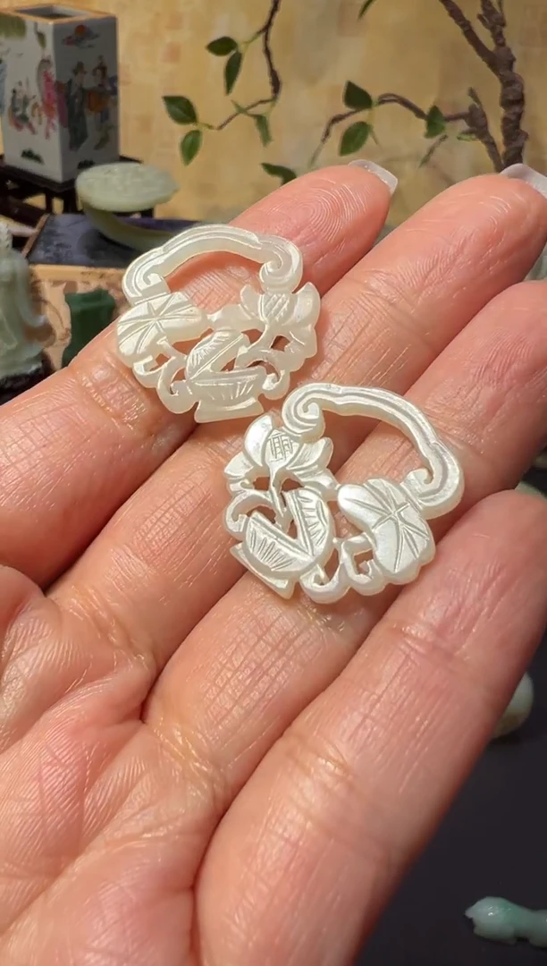 【闪购商品】和田玉花篮-耳环料