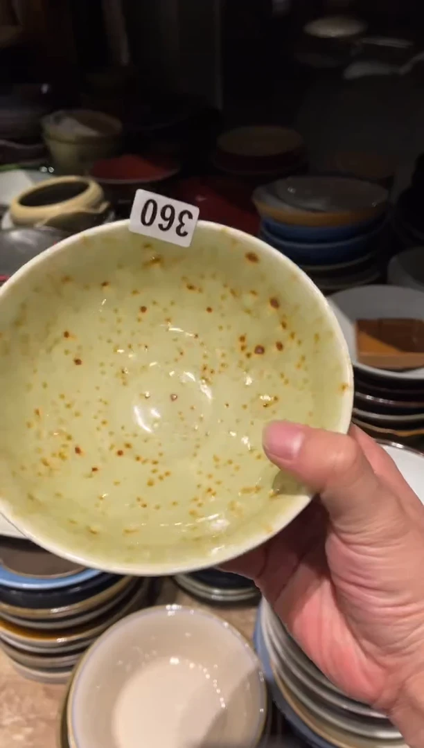 【闪购商品】瓷片360     枣红花平底菜盘1个