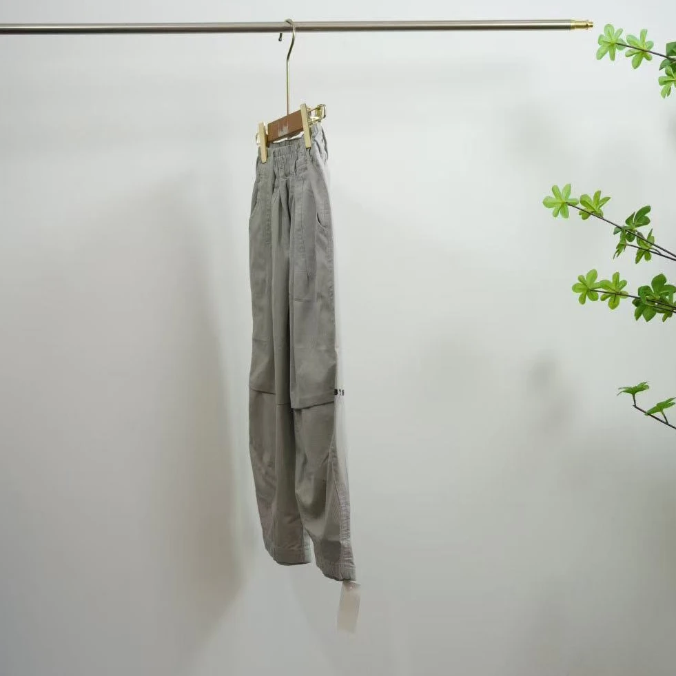 2-228-灰色儿童百搭拼接后口袋休闲裤O（9157）