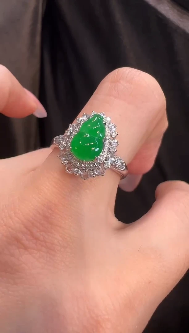 【闪购商品】翡翠戒指18K金镶嵌戒指