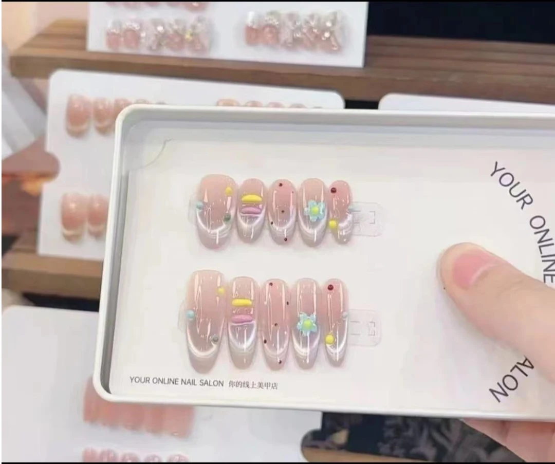 【彩盐小云朵】手工穿戴甲10片装宠粉爆款气质手工甲W