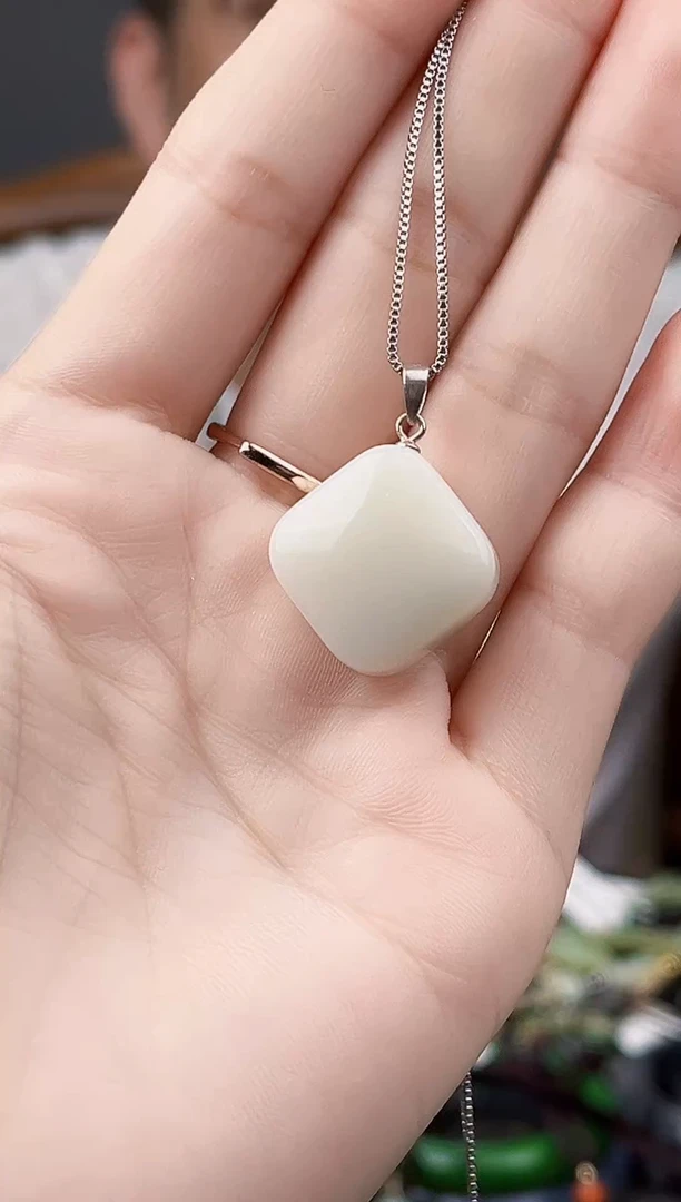 颈饰银S925镶嵌和田玉多样性发货拍一单发一个