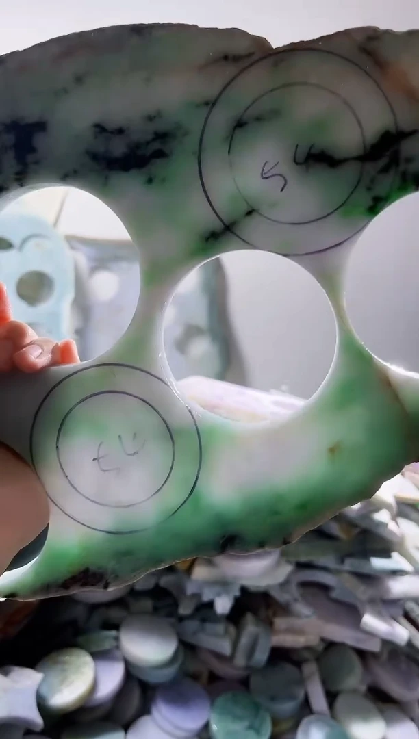 翡翠裸石 缅甸翡翠A货柠888