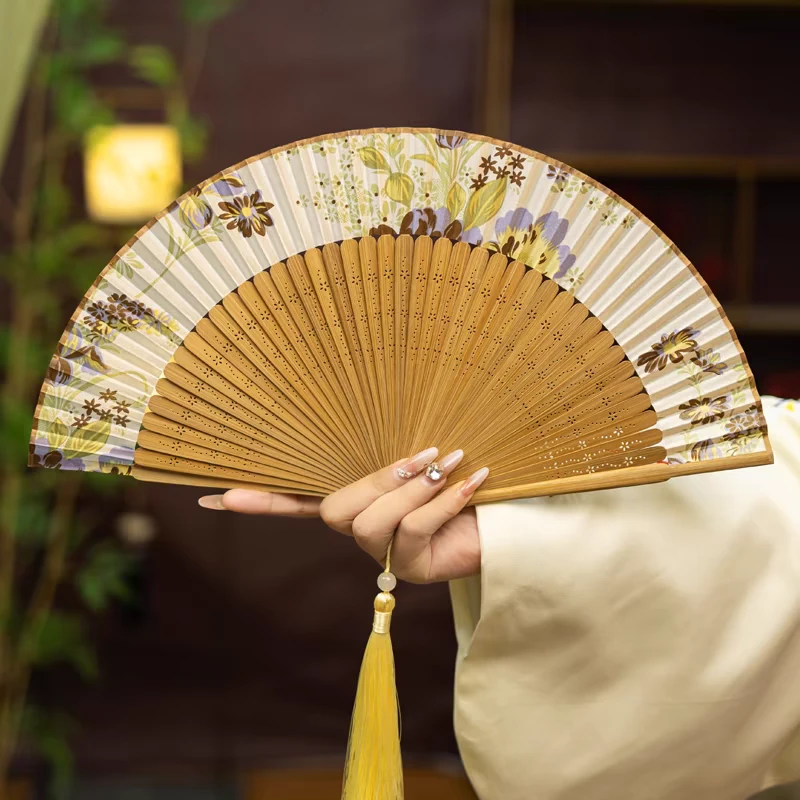 新中式扇子折扇中国风真丝女扇古风汉服随身舞蹈扇夏季绢扇礼品扇