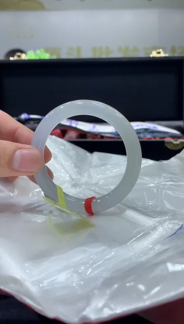 未镶嵌手镯翡翠翡翠手镯