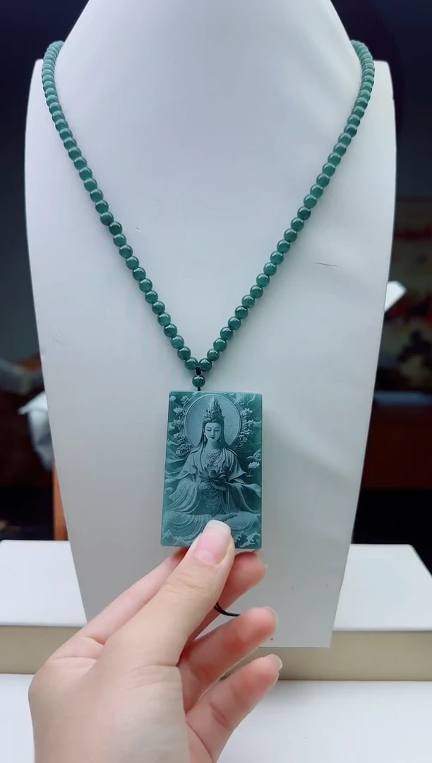 颈饰未镶嵌翡翠多样性发其一