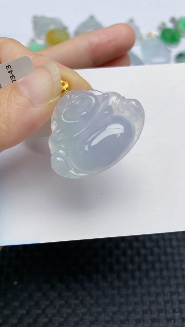 翡翠18K金镶嵌颈饰天然A货翡翠